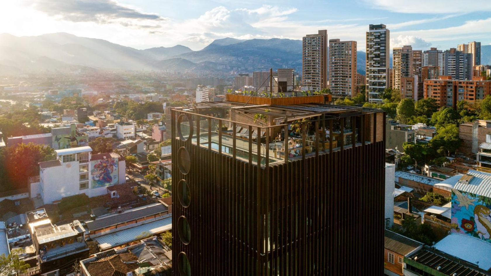 Hotel Marquee Medellín Exterior foto View of the building from the roof